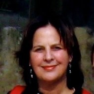 Nicolette Van de Poll