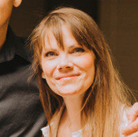 Liz Calhoun