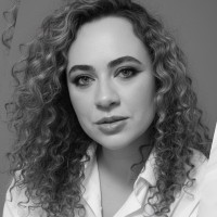 Thayná Costa
