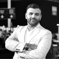 Kenan Bouzo