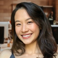 Yinyin L.
