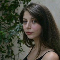 Fenia Koutsoumpelia