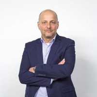 Ronald Van Der Hoop