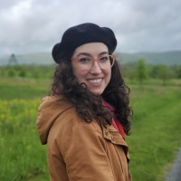 Claire Young, Mba