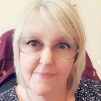 Carole Hind