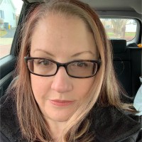 Amy J. Kearns, Mlis