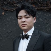 Liguang Liu