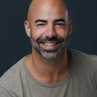 Stevie Ghiassi