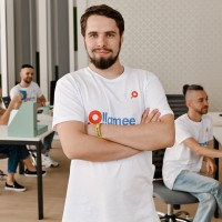 Олег Кузнецов