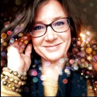 Suzanne Earls