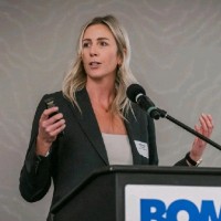 Bronwyn Scrivens, Sior - Industrial Real Estate