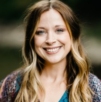 Andrea Kerr