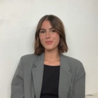 Lola Beuchée