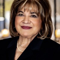 JoAnn Tartamosa