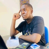 JUVRY STRUD MAKAYA MANFOUMBI