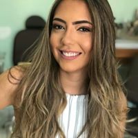 Júlia Côbo