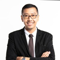 Adrian Lim Veloso