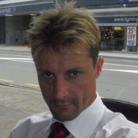 Lance Louez