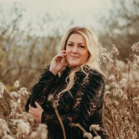 Holly White