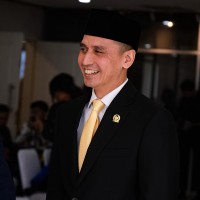 Firnando H Ganinduto