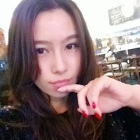 Vivian Zhou