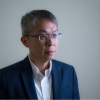 V Lee