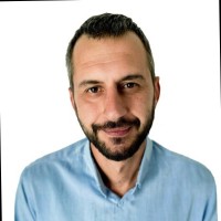 Ｉｖａｎ Ｄｅｍｅｃ