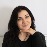 Oksana Dolhoshapko