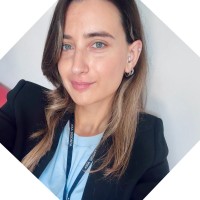 Esra Alpaslan