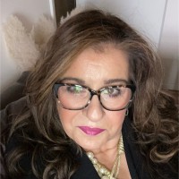Mandy Baxter