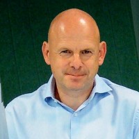 Warren Elliott