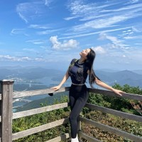 Ada J