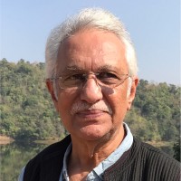 Dr.Hanif Lakdawala