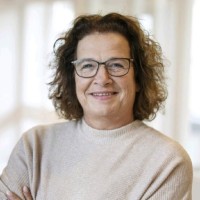 Yvonne Van De Veerdonk