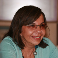 suna banguoglu