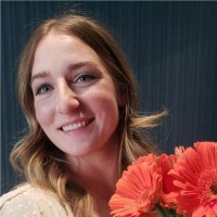 Erin Moeller, Cst