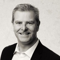 Brett Warner