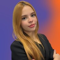 Julia Tôrres