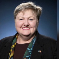 Suzanne Wilson