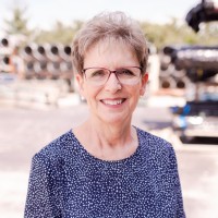 Kim M.