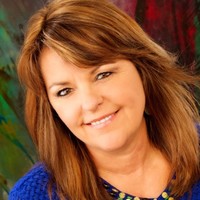 Cathy Colls