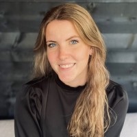 Laura Tooren