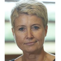Monique De Jong Mba
