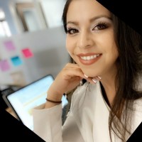 Veronica Sifuentes