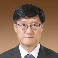 Kyungtae Kang