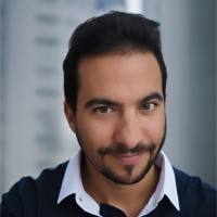 Adrián Rodrigo 🌐