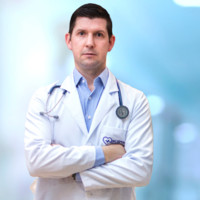 Dr. Diego Roumow