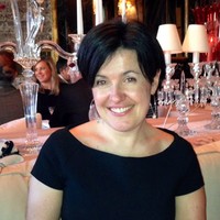 Julie Lewis