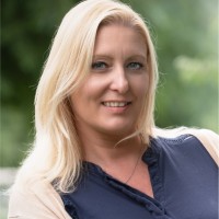 Claire Peploe