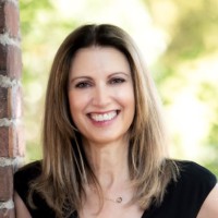 Lynette Mcneany